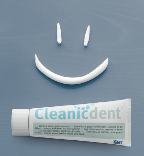 Cleanicdent mit Gesicht